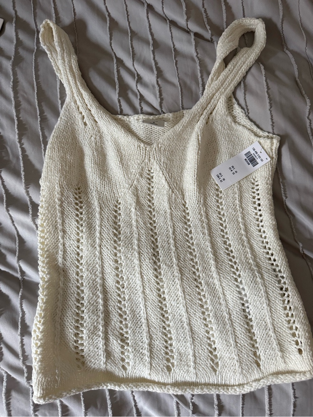 Knit SWEATER V-Neck Tank Top in Cream NWT ABERCROMBIE & FITCH MEDIUM
